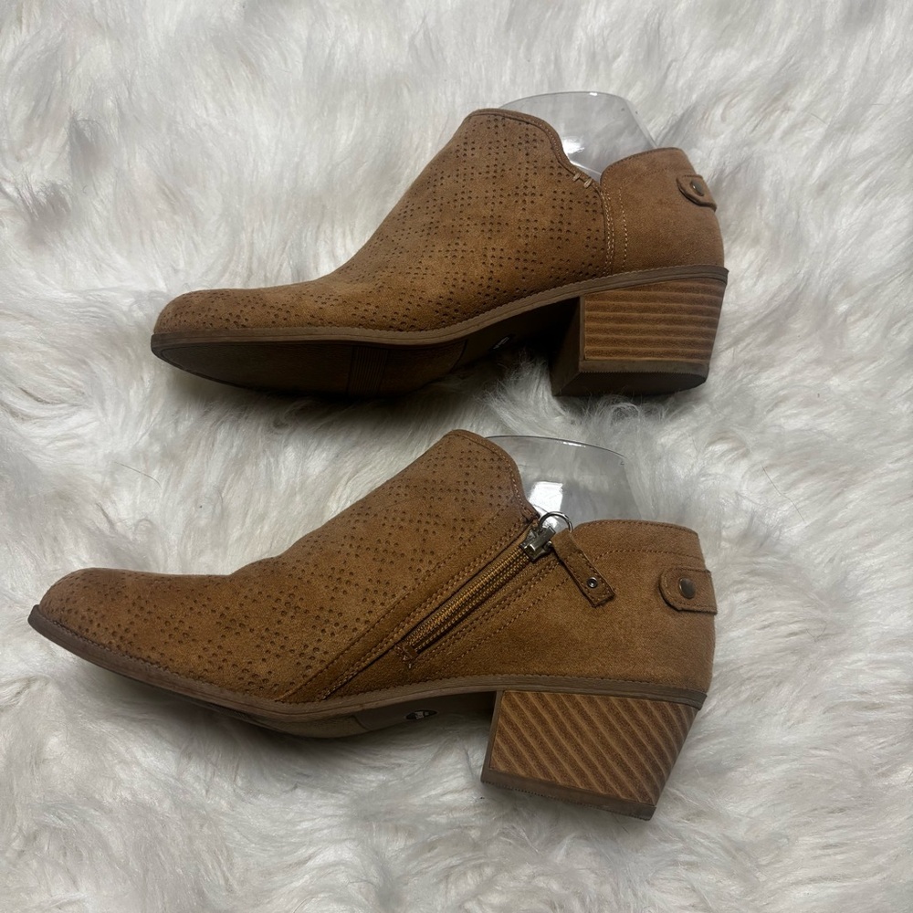 Dr.Scholl’s Tan Faux Leather with All-Over Perforation Booties size Women’s 8.5 - Picture 2 of 6
